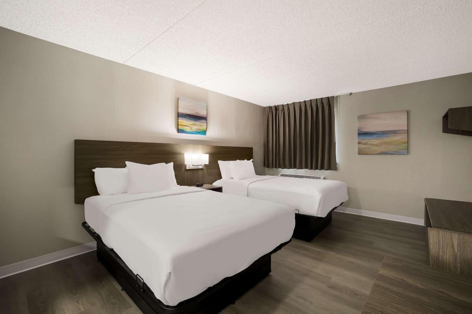 Suburban Studios Milwaukee Airport 외부 사진